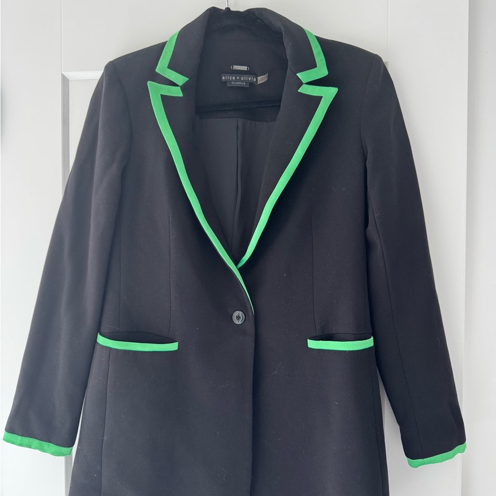 Alice + Olivia Black and Green Breann Blazer with Modern Trim size 8